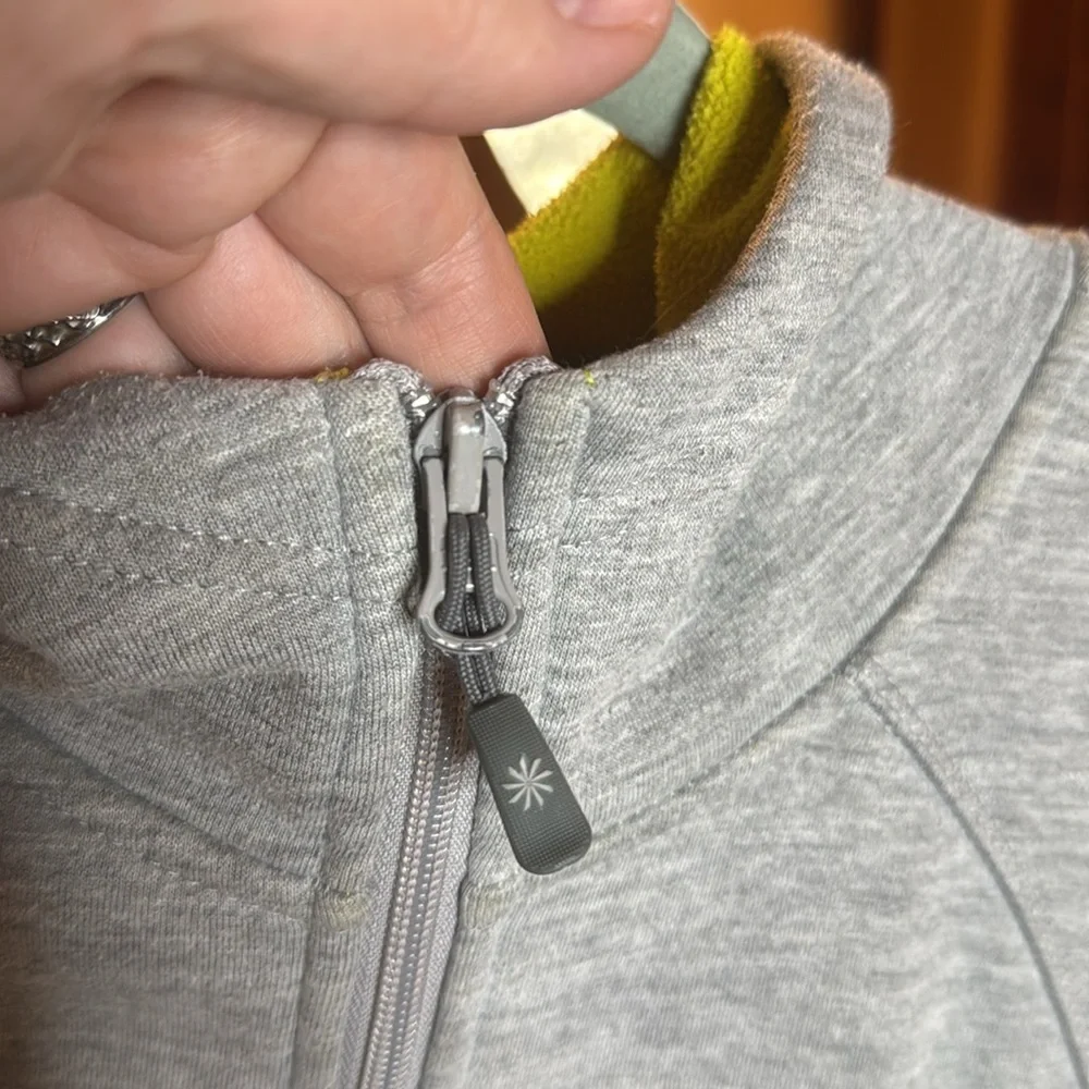 Athleta Grey Long Zip Up Fleece Sweatshirt Hoodie Jacket Size Large - Picture 3 of 12